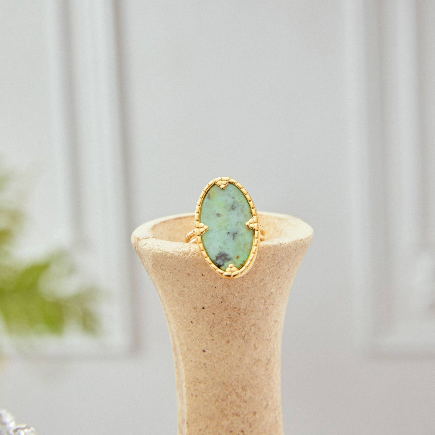 Anillo con una piedra - Nora