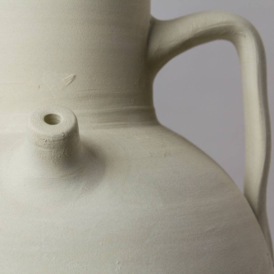 Flat Pitcher