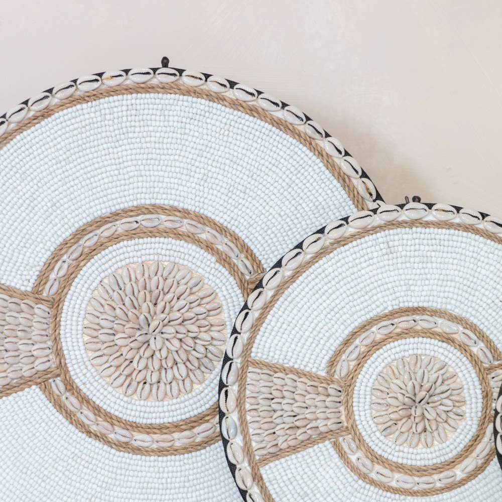 White shell decoration M